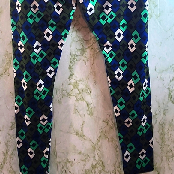 LuLaRoe Tall & Curvy Leggings - Picture 10 of 13